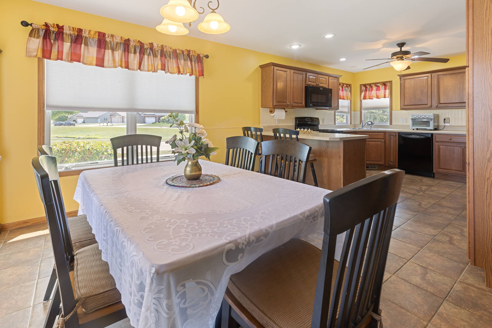 1801 Squires Landing Property Photo 6