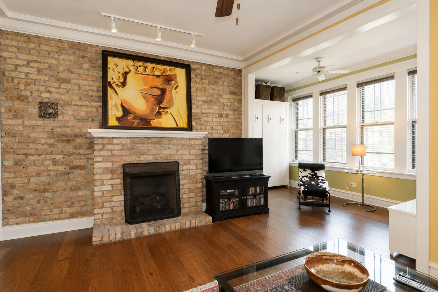 751 W Brompton Avenue 2e Property Photo 4