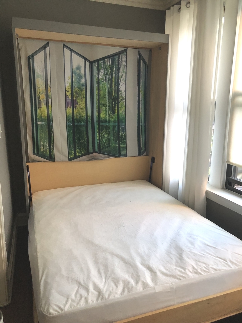 751 W Brompton Avenue 2e Property Photo 9