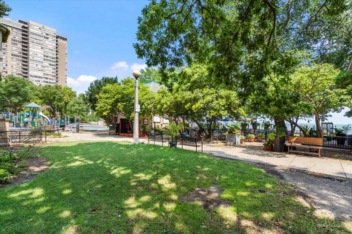 6301 N Sheridan Road 19n Property Photo 17