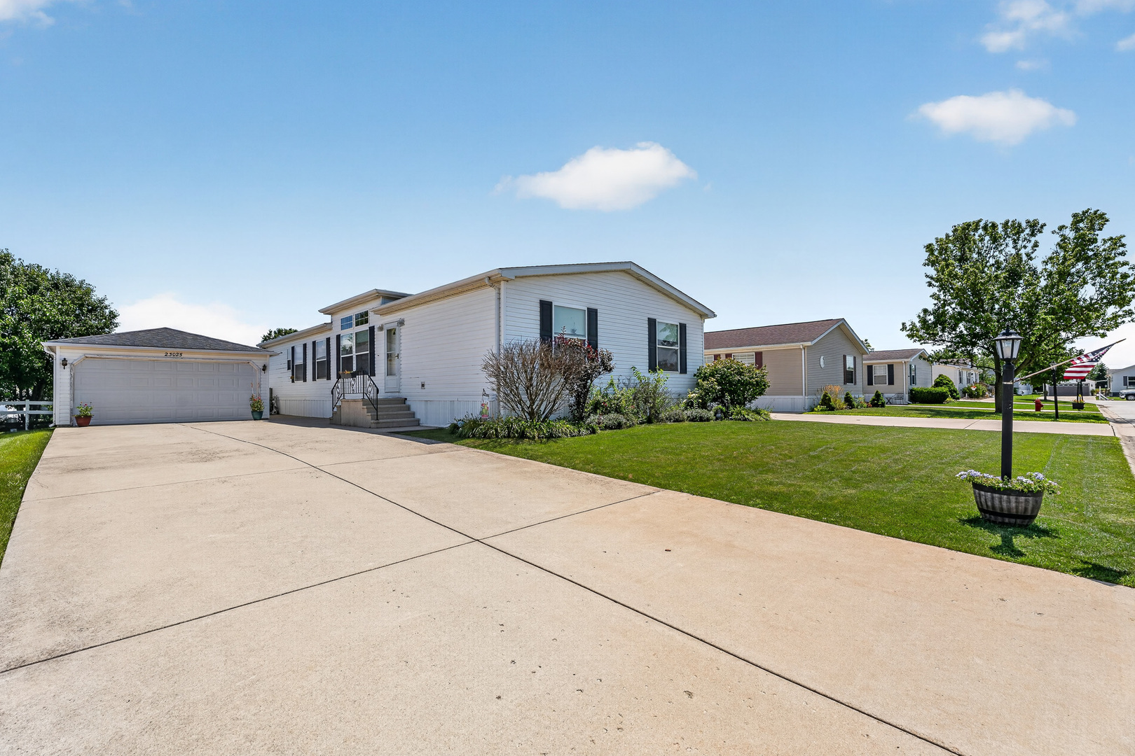 23025 Cog Hill Drive Property Photo 1