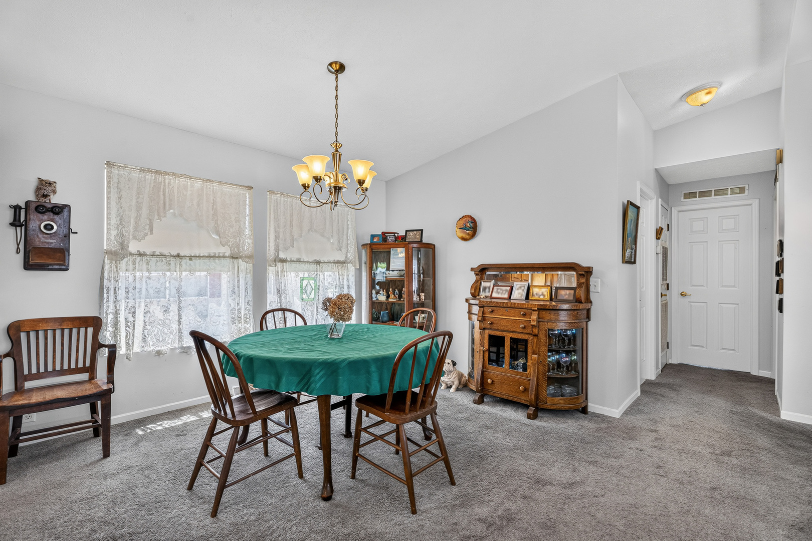 23025 Cog Hill Drive Property Photo 9
