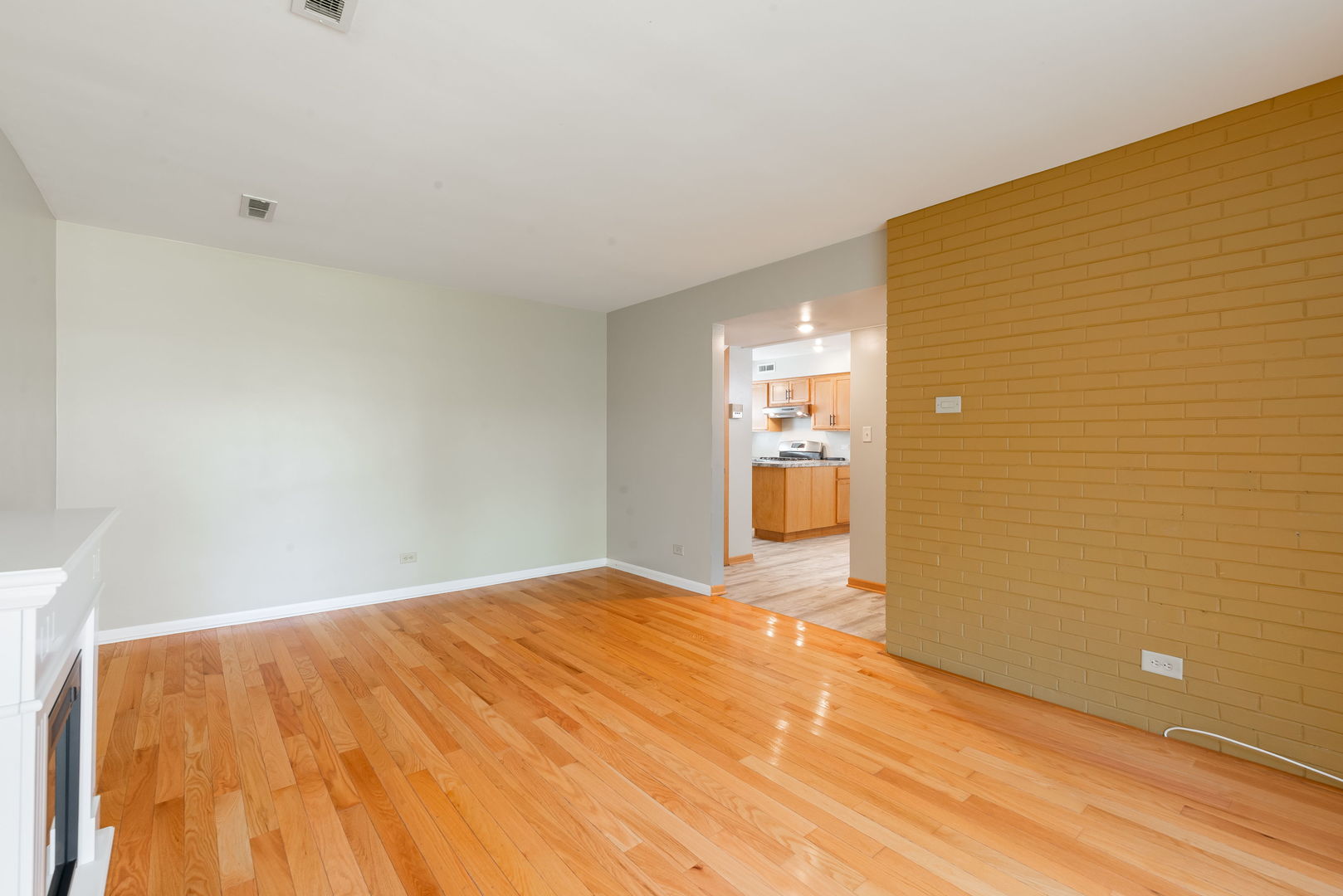 653 South Boulevard 101s Property Photo 11