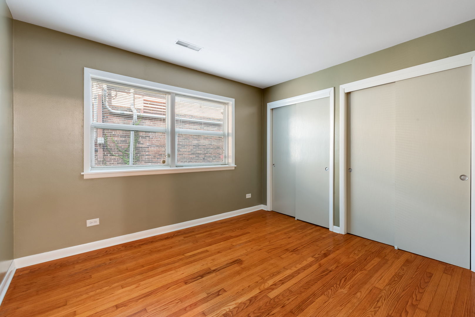 653 South Boulevard 101s Property Photo 14