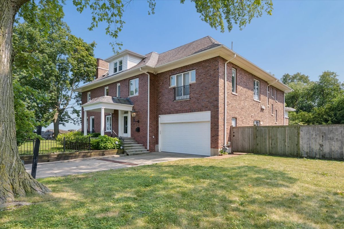 90 Kedzie Street Property Photo 10