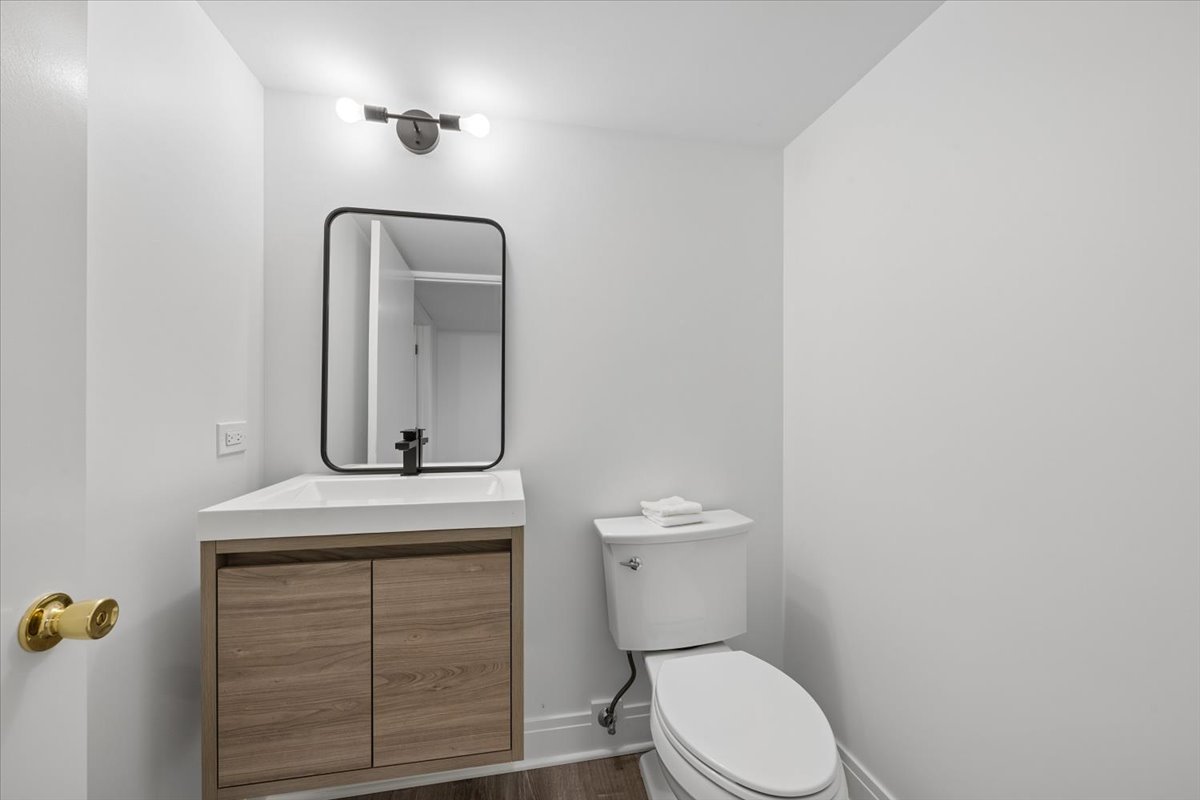90 Kedzie Street Property Photo 45