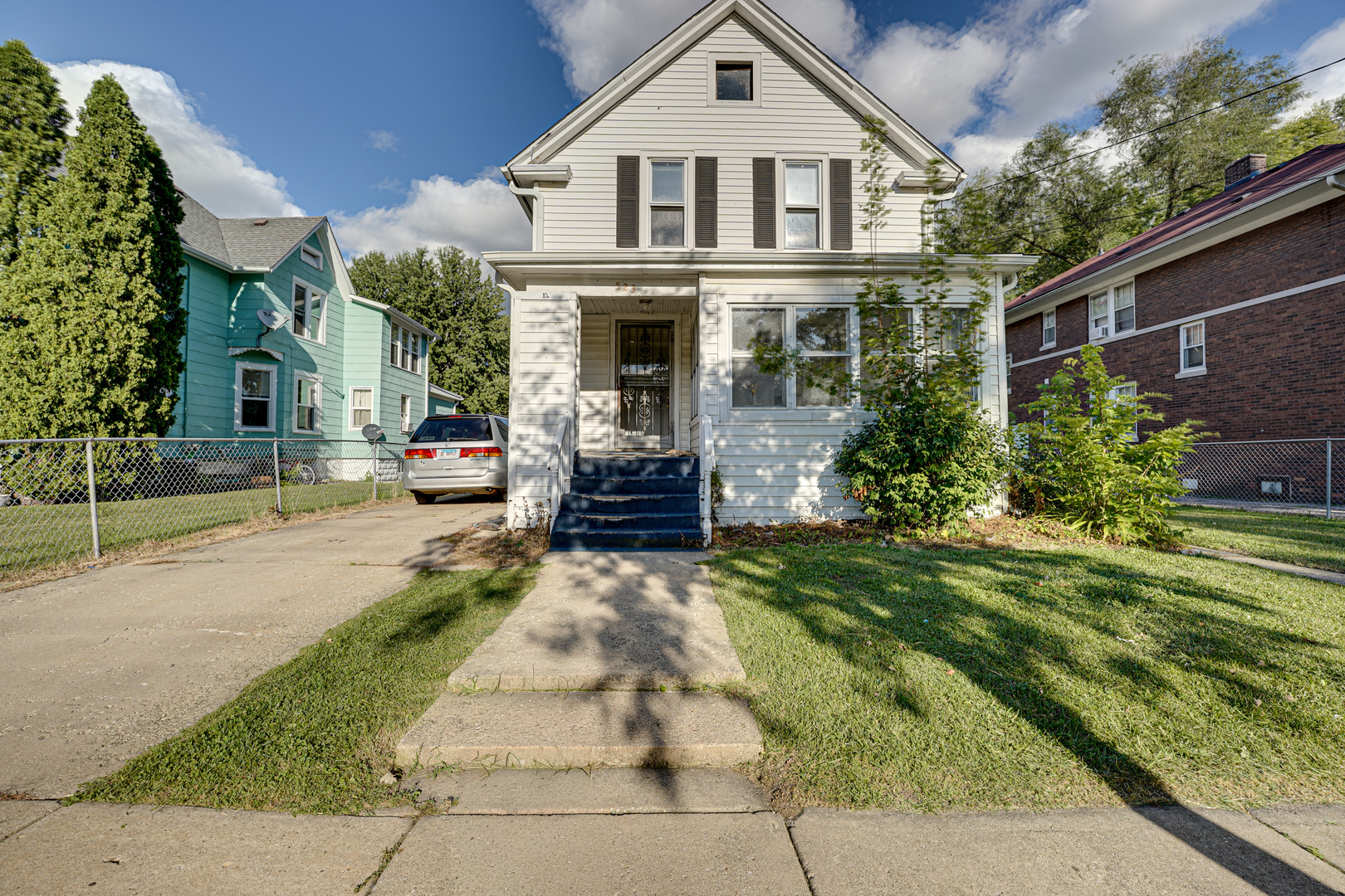 523 GRAND Avenue 1 Property Photo 1