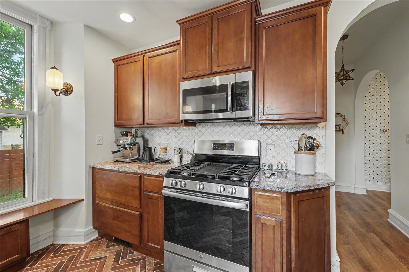 718 N Charter Street Property Photo 15