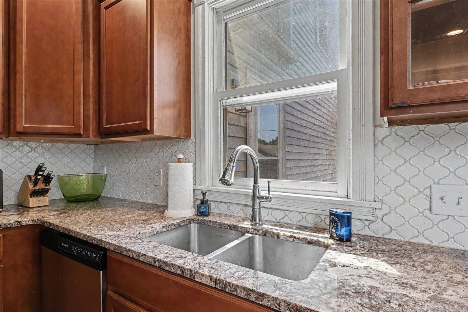 718 N Charter Street Property Photo 16