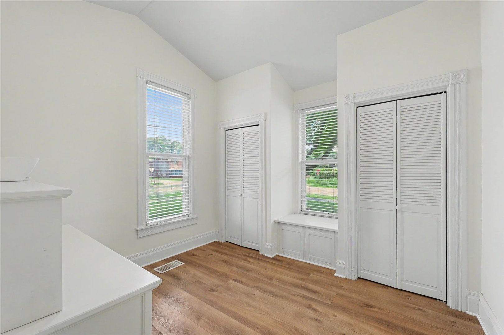 718 N Charter Street Property Photo 29