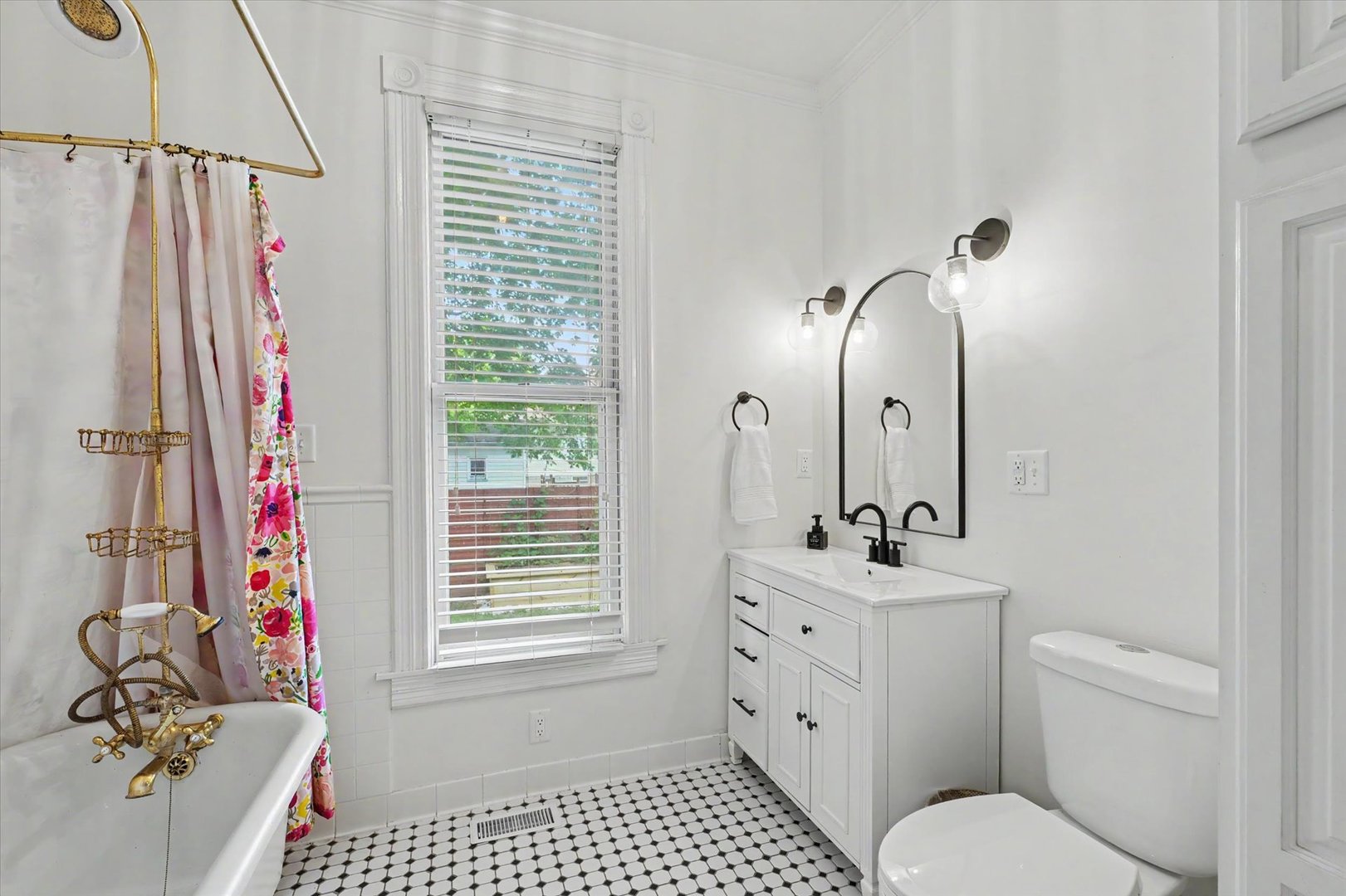 718 N Charter Street Property Photo 31