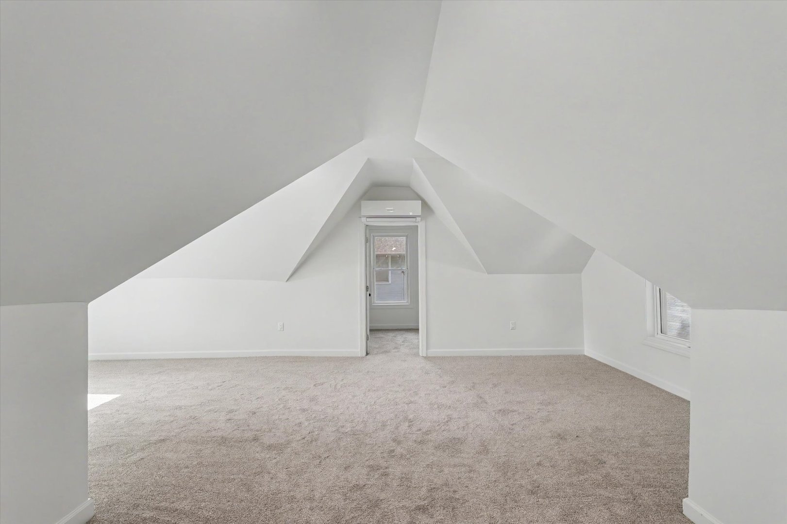 718 N Charter Street Property Photo 35