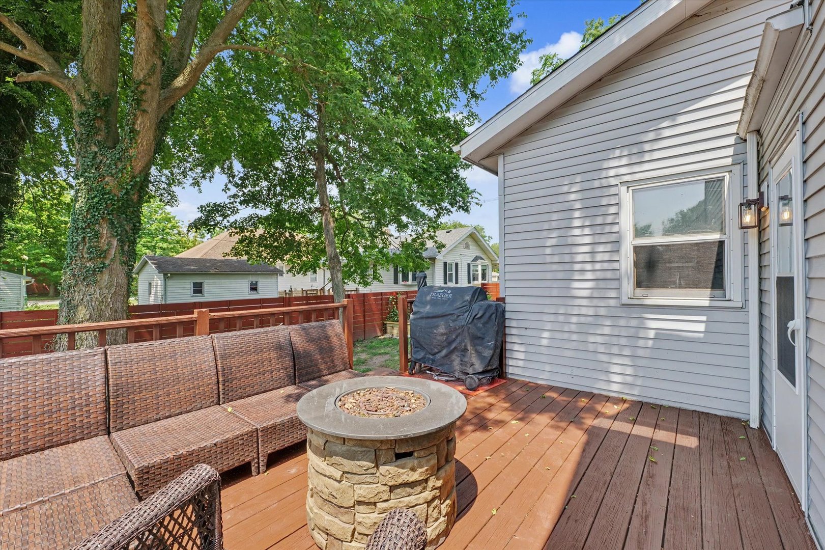 718 N Charter Street Property Photo 45