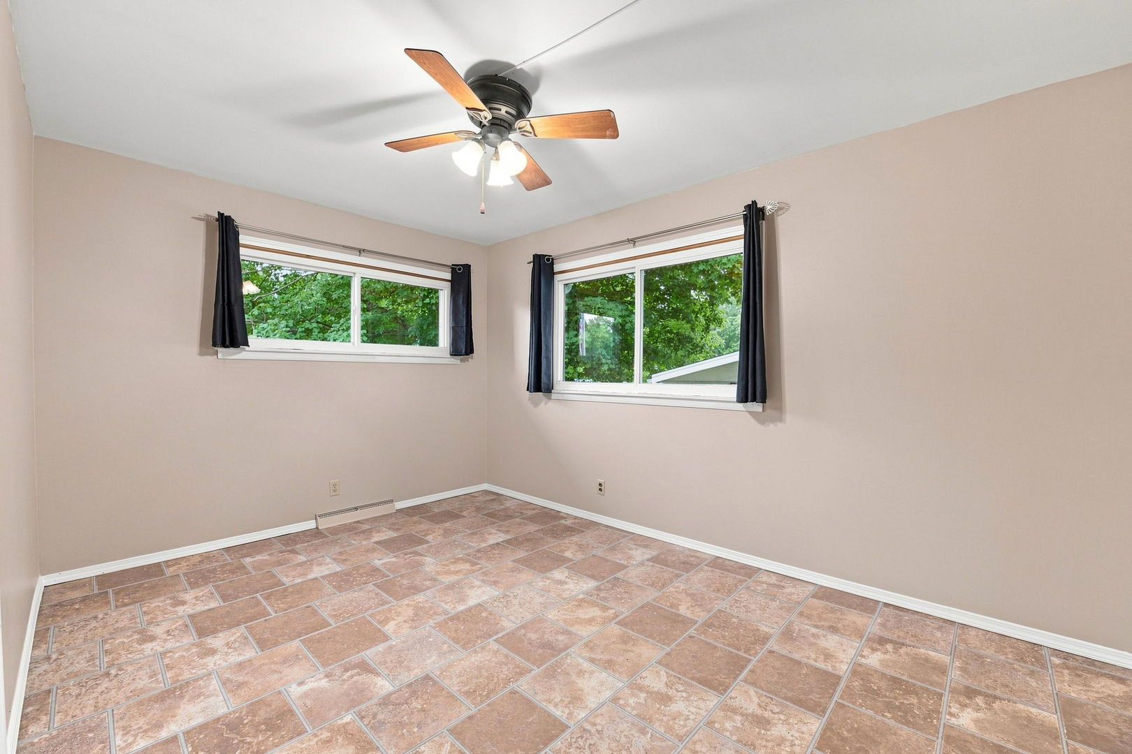 415 Maple Drive Property Photo 14