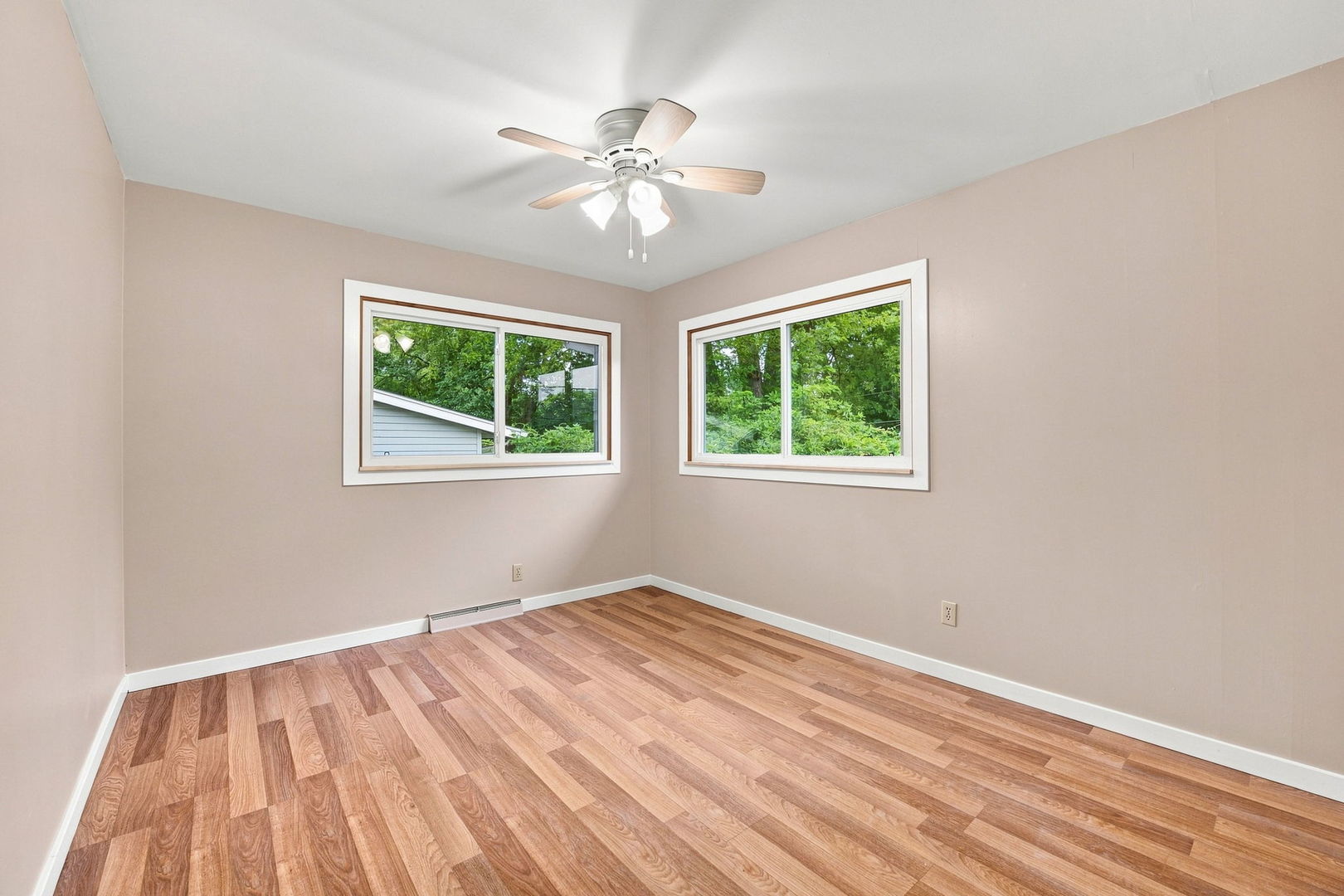 415 Maple Drive Property Photo 16
