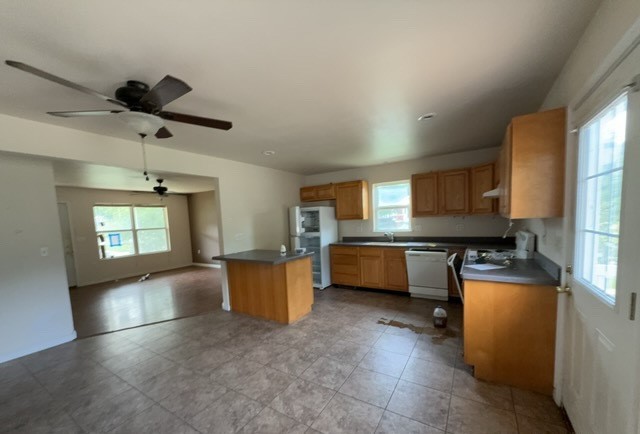 557 N Hickory Street Property Photo 4