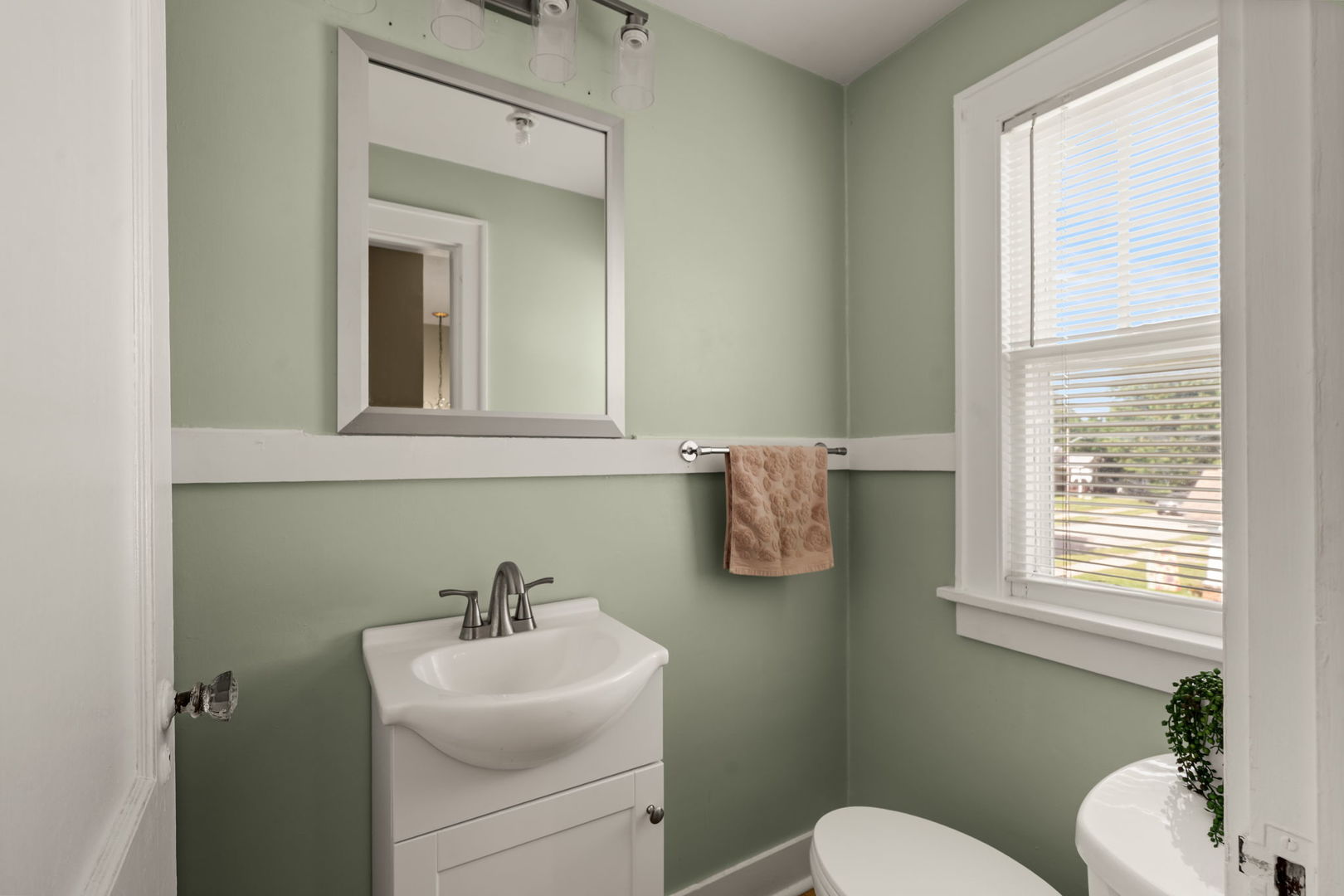 1841 43rd Street Property Photo 14