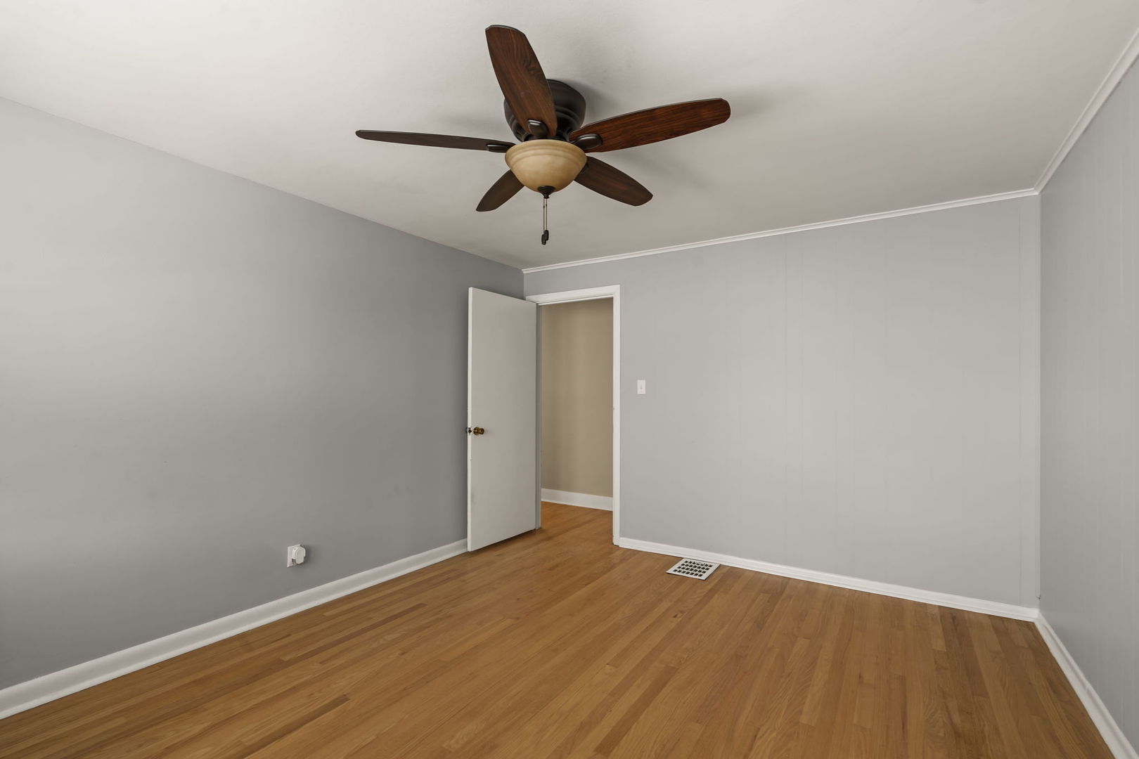 1841 43rd Street Property Photo 17