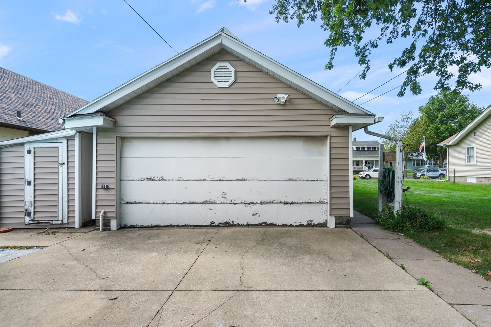 1841 43rd Street Property Photo 32