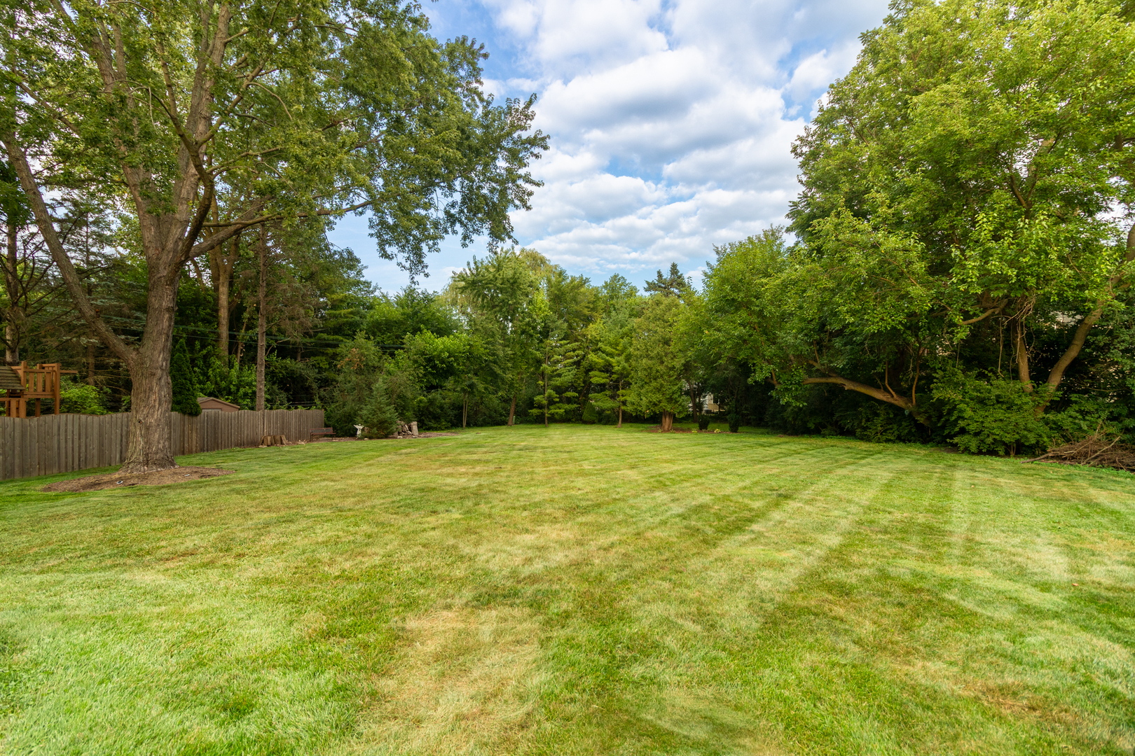 2470 Benton Street Property Photo 5