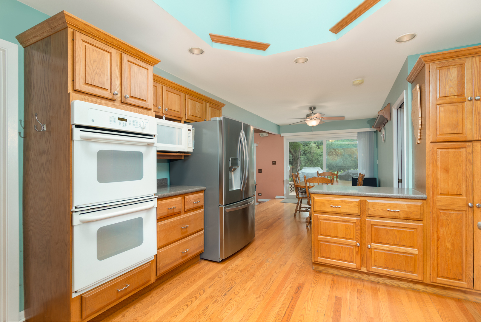2470 Benton Street Property Photo 14