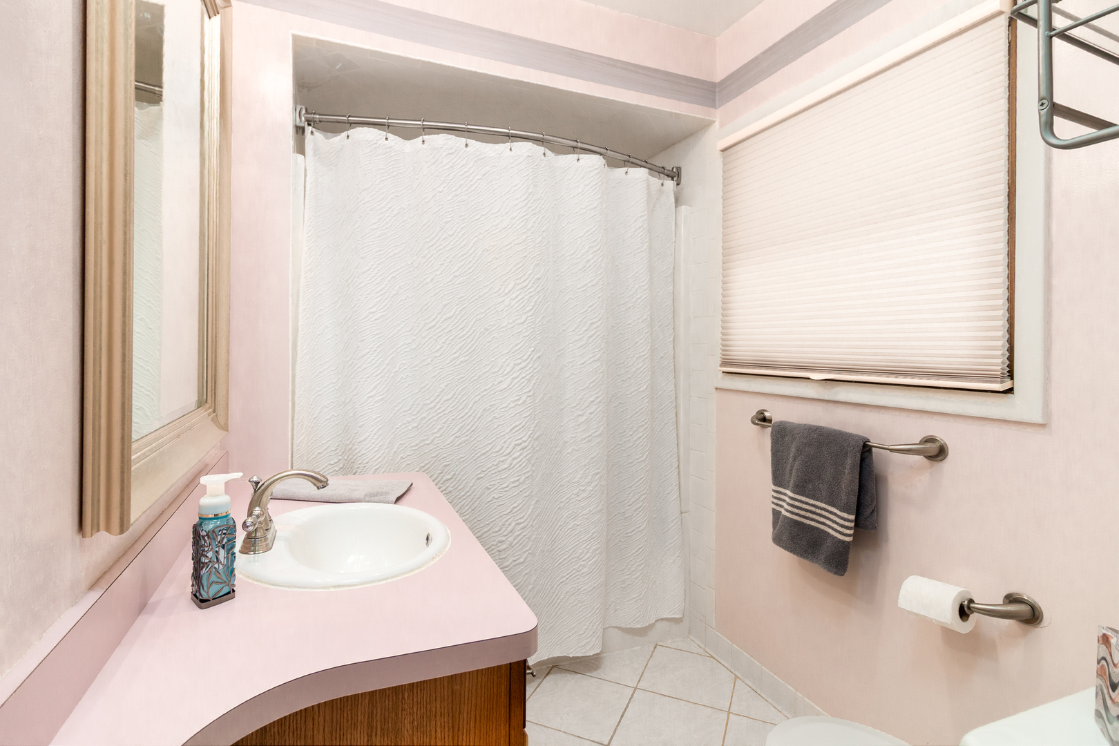 2470 Benton Street Property Photo 25