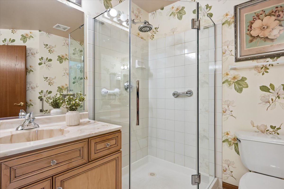 2351 Crystal Road Property Photo 14