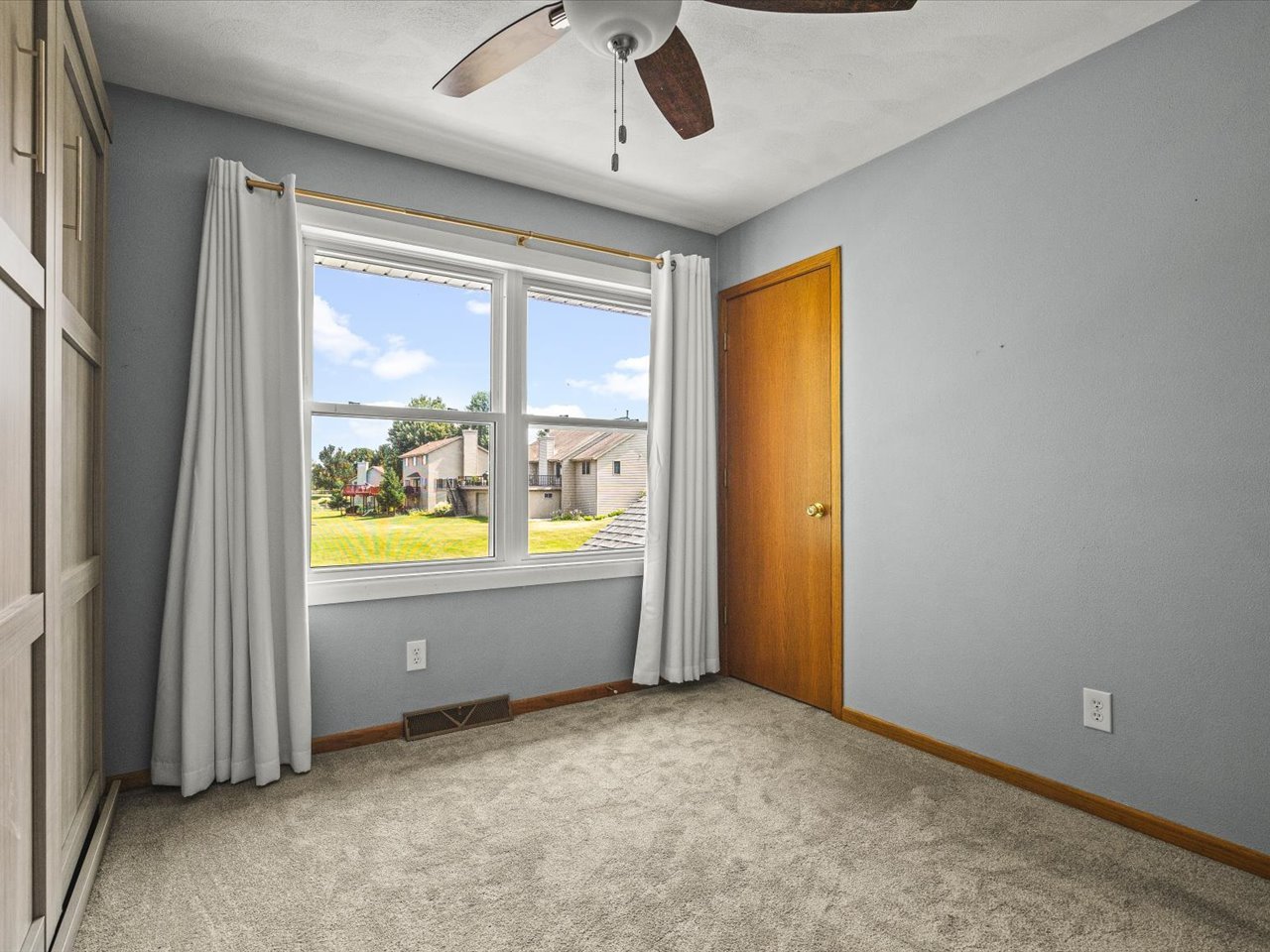 6937 N Summit Drive Property Photo 21