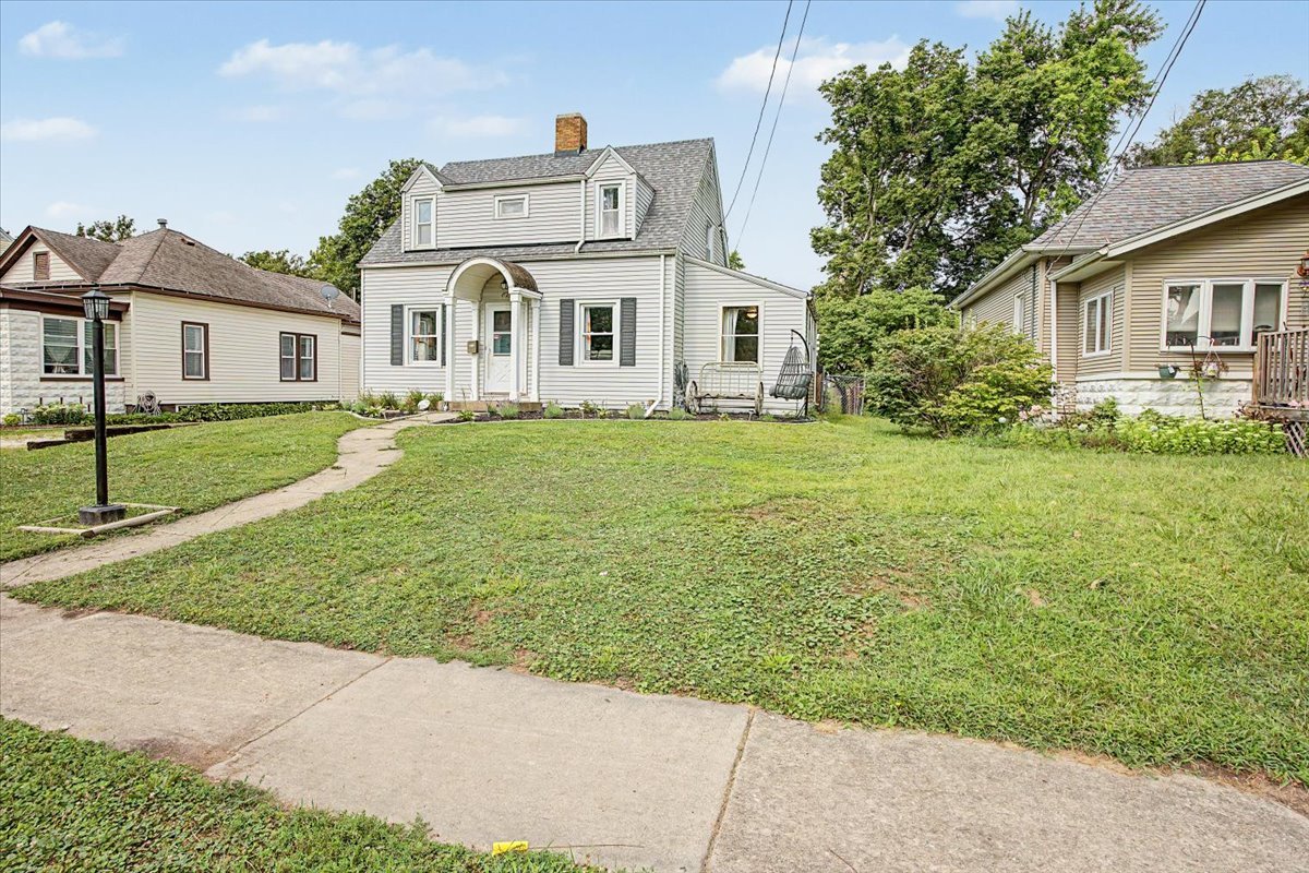 829 S Locust Street Property Photo 48