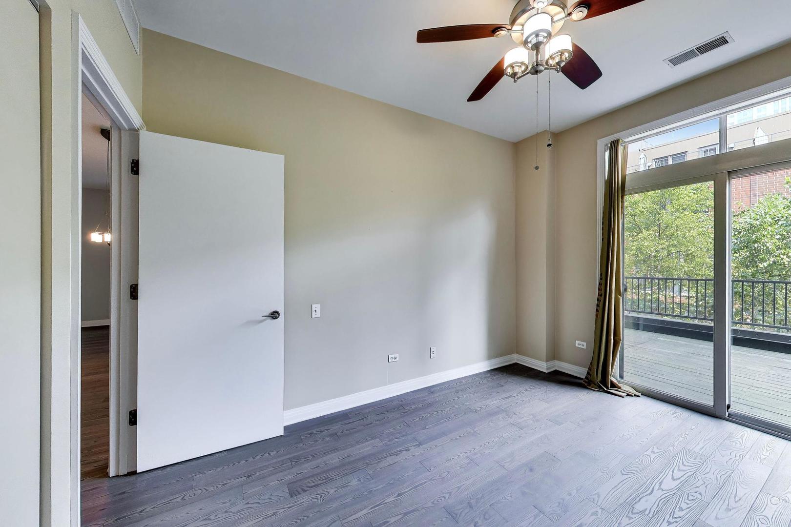 550 W Fulton Street 202 Property Photo 23