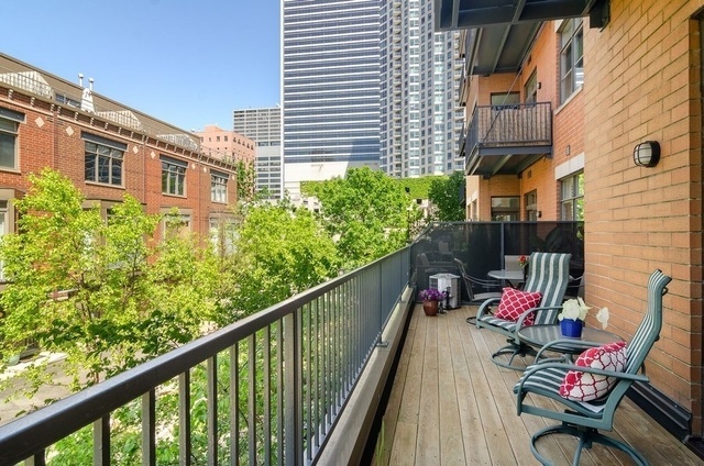 550 W Fulton Street 202 Property Photo 33