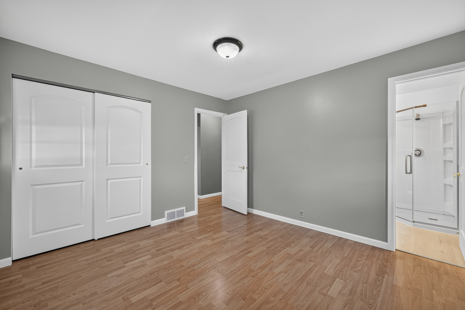 225 W Eisenhower Street Property Photo 20