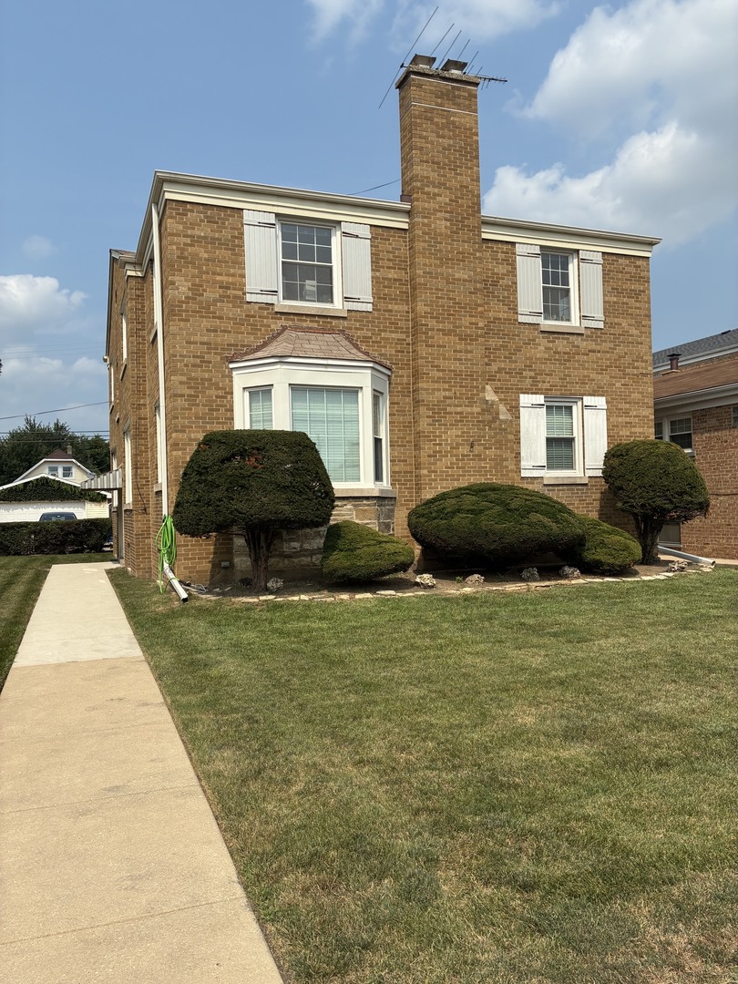 5865 N Elston Avenue 2s Property Photo 1