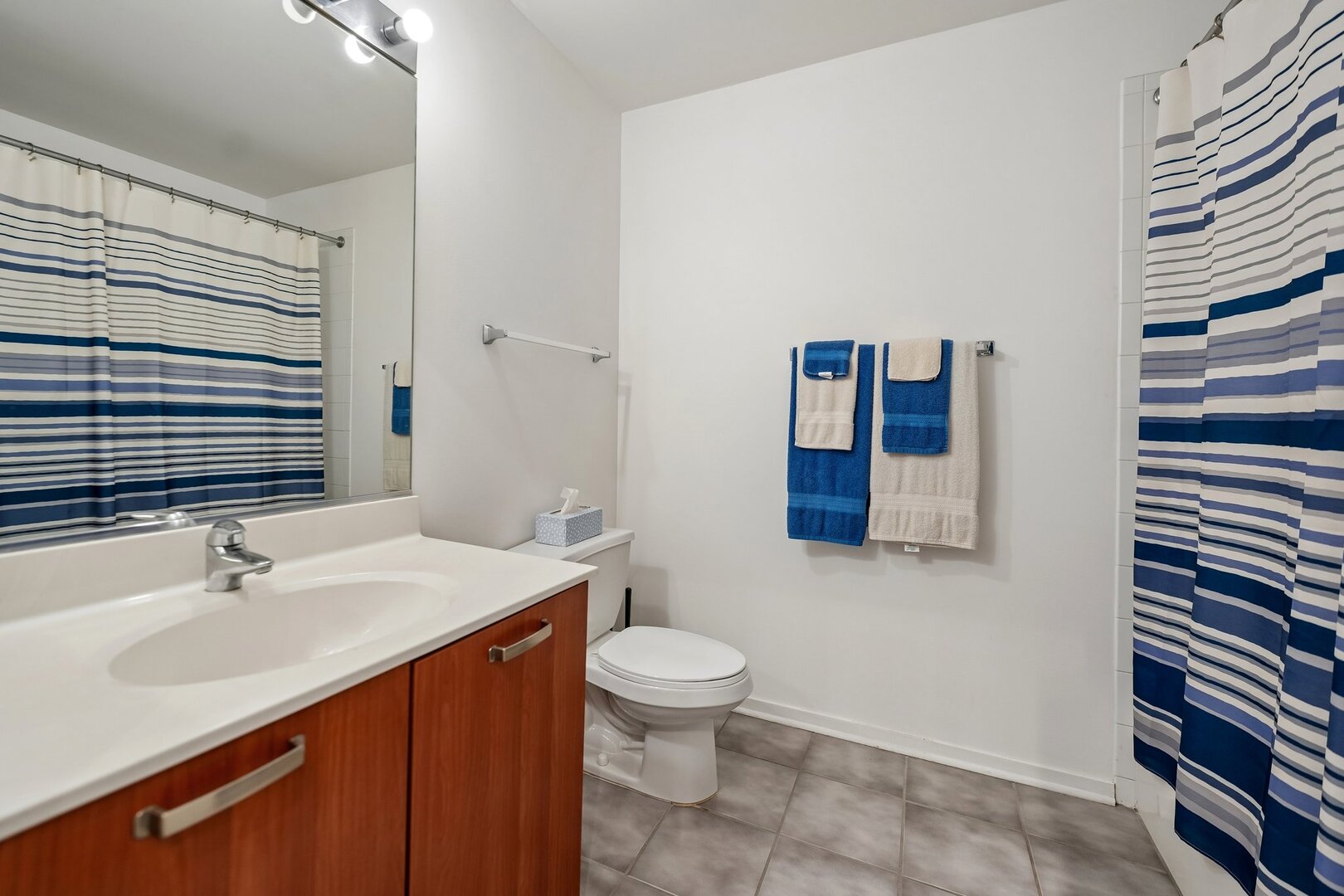 212 E Cullerton Street 607 Property Photo 10