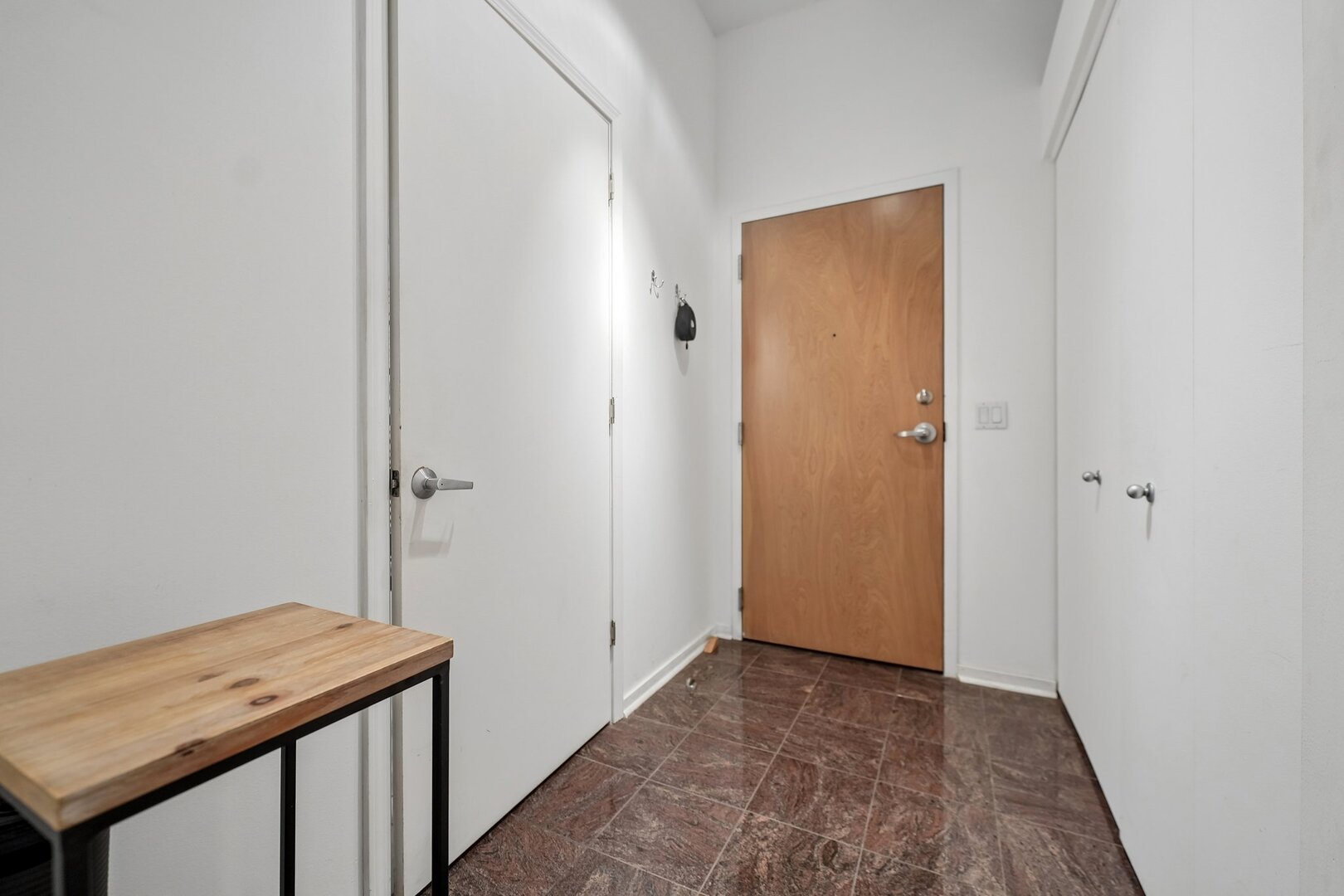 212 E Cullerton Street 607 Property Photo 12