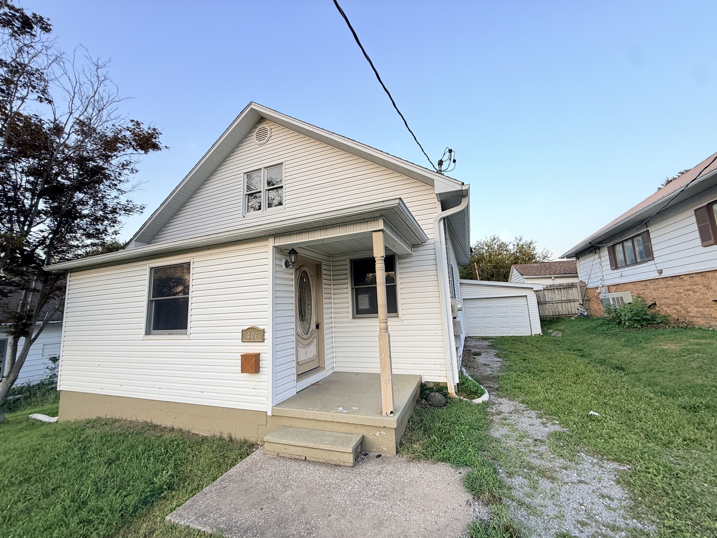 406 N Gardner Street Property Photo 1