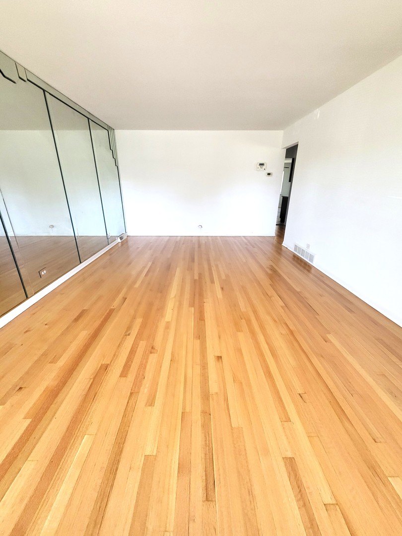 435 Crandon Avenue Property Photo 2