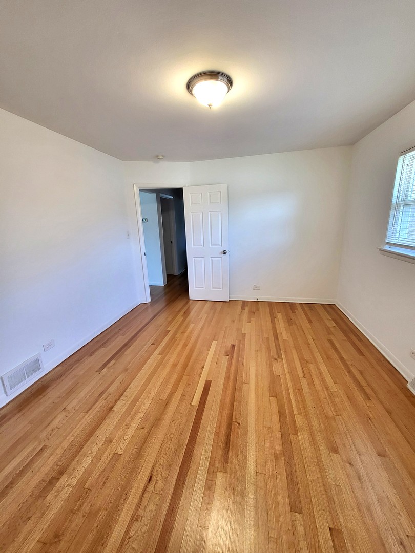 435 Crandon Avenue Property Photo 7