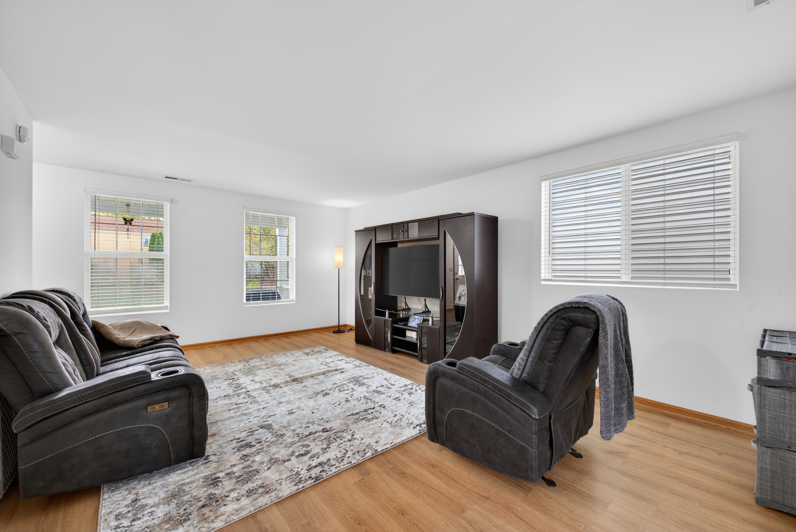 939 Four Seasons Boulevard Property Photo 6