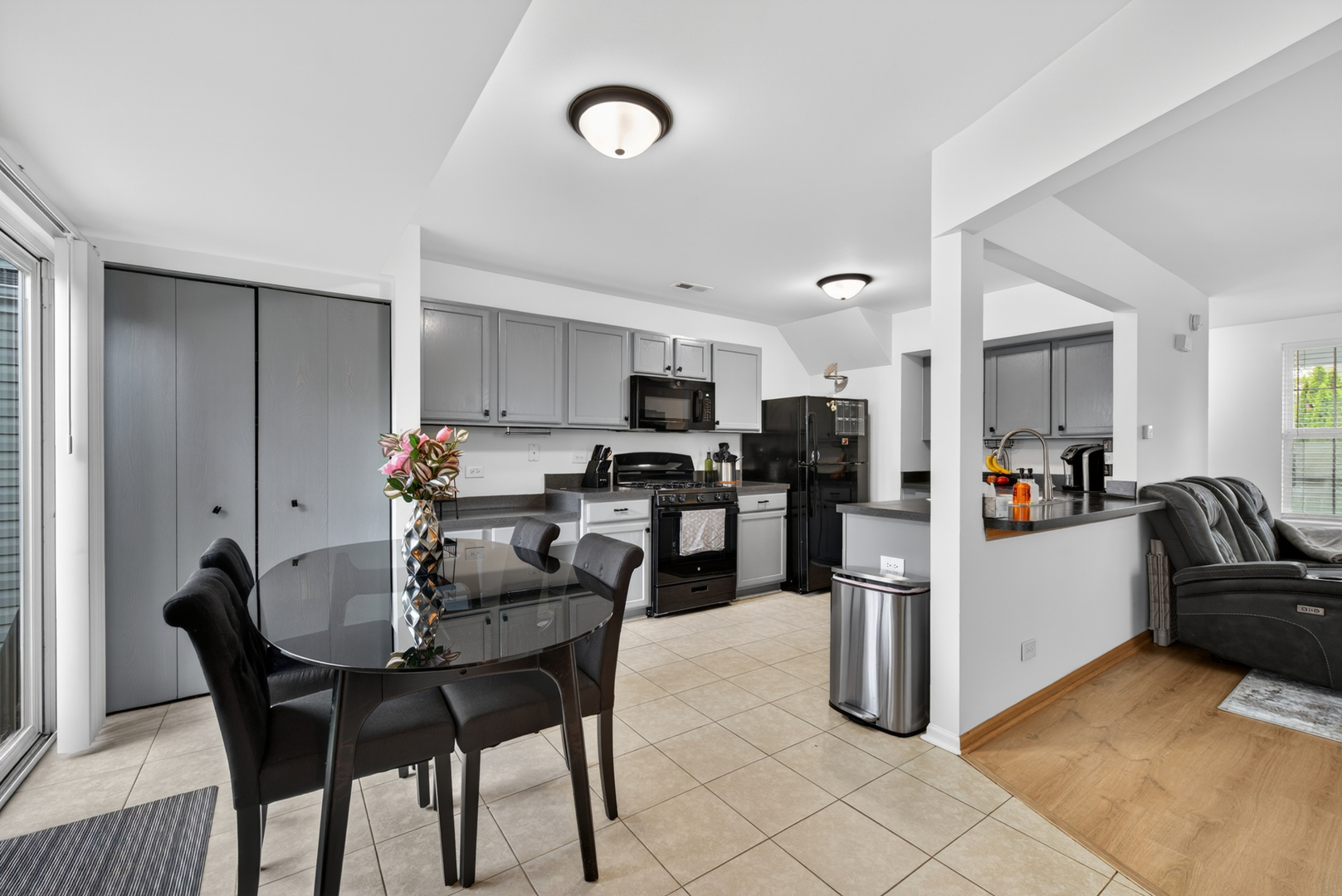 939 Four Seasons Boulevard Property Photo 14