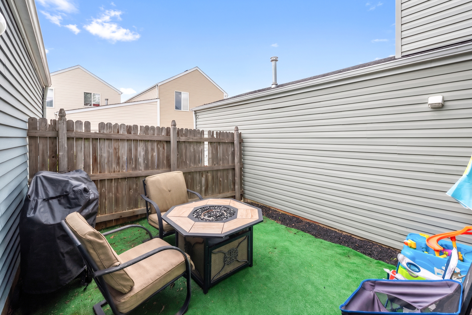 939 Four Seasons Boulevard Property Photo 23