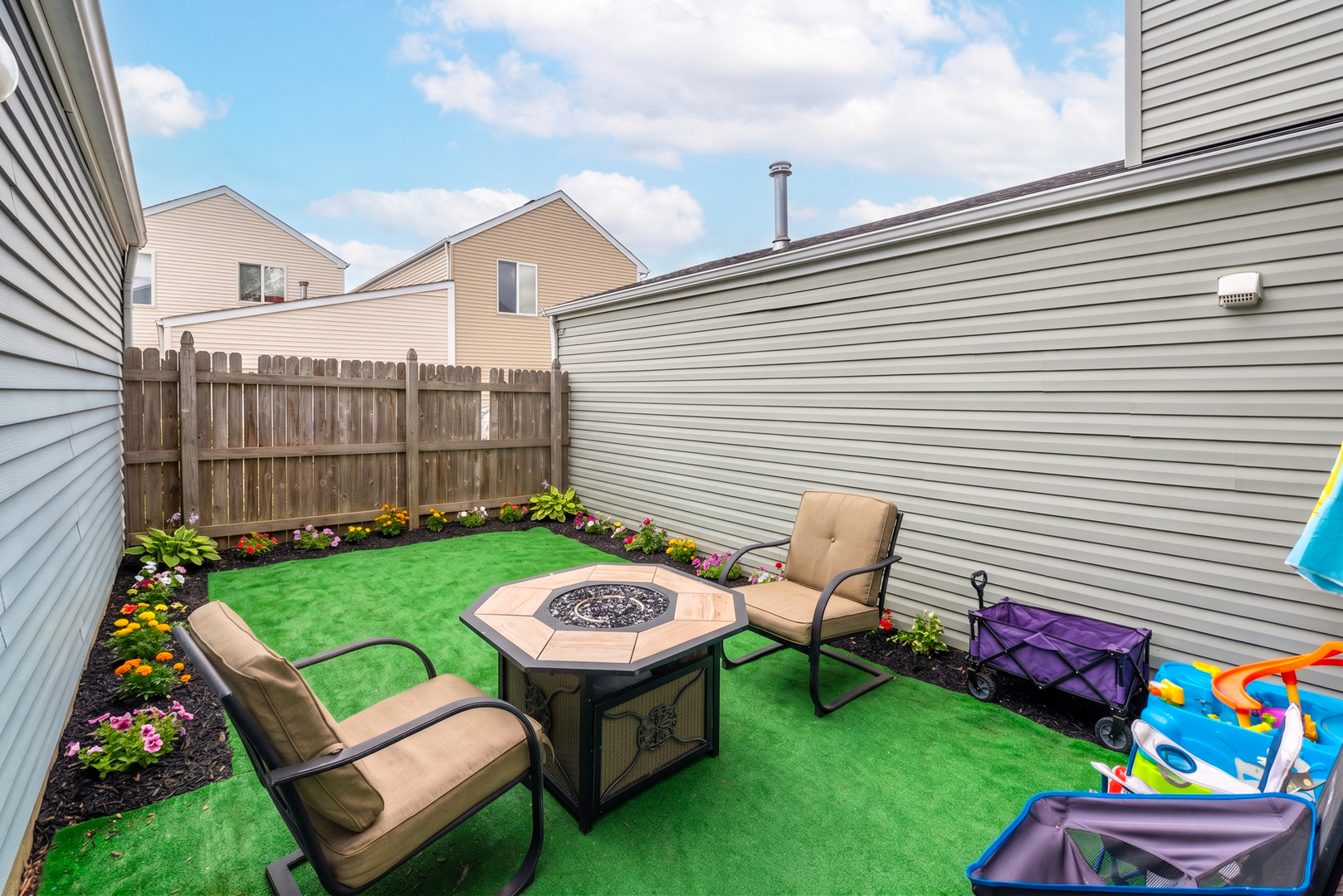 939 Four Seasons Boulevard Property Photo 24