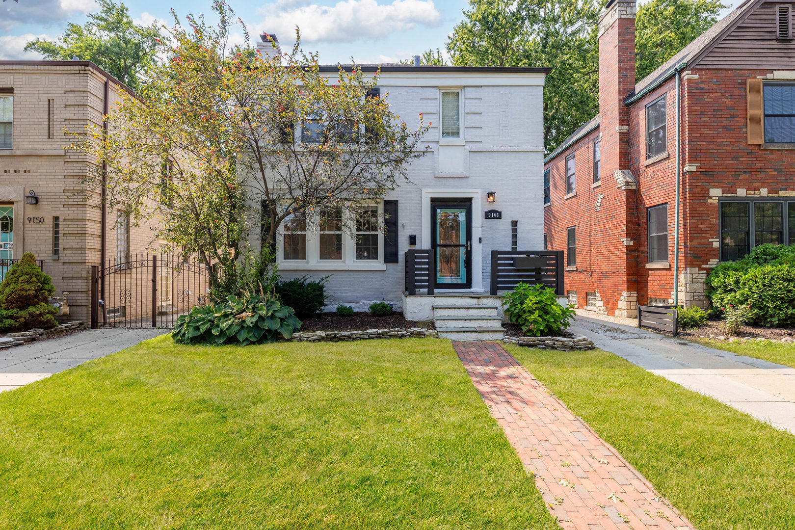 9146 S Oakley Avenue Property Photo 1