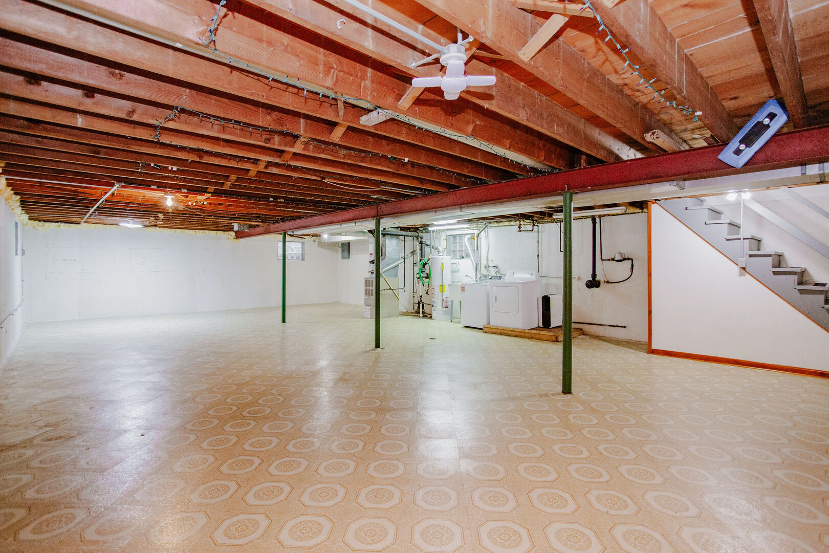711 Schiller Street Property Photo 18