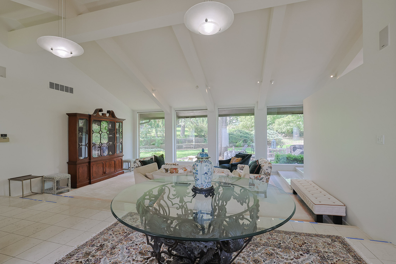 9 Camelot Drive Property Photo 7