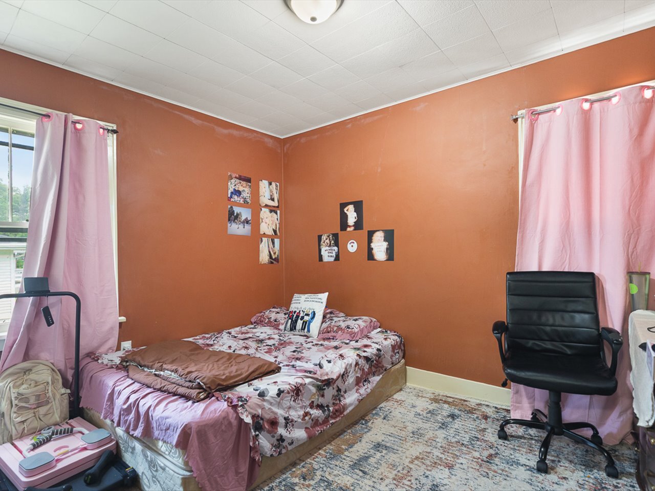1247 W Logan Street Property Photo 16