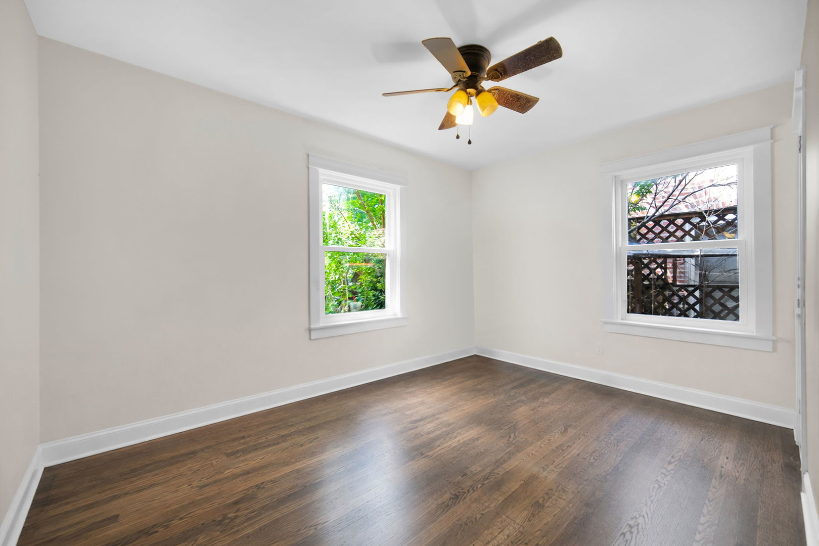 313 Harlem Avenue Property Photo 12