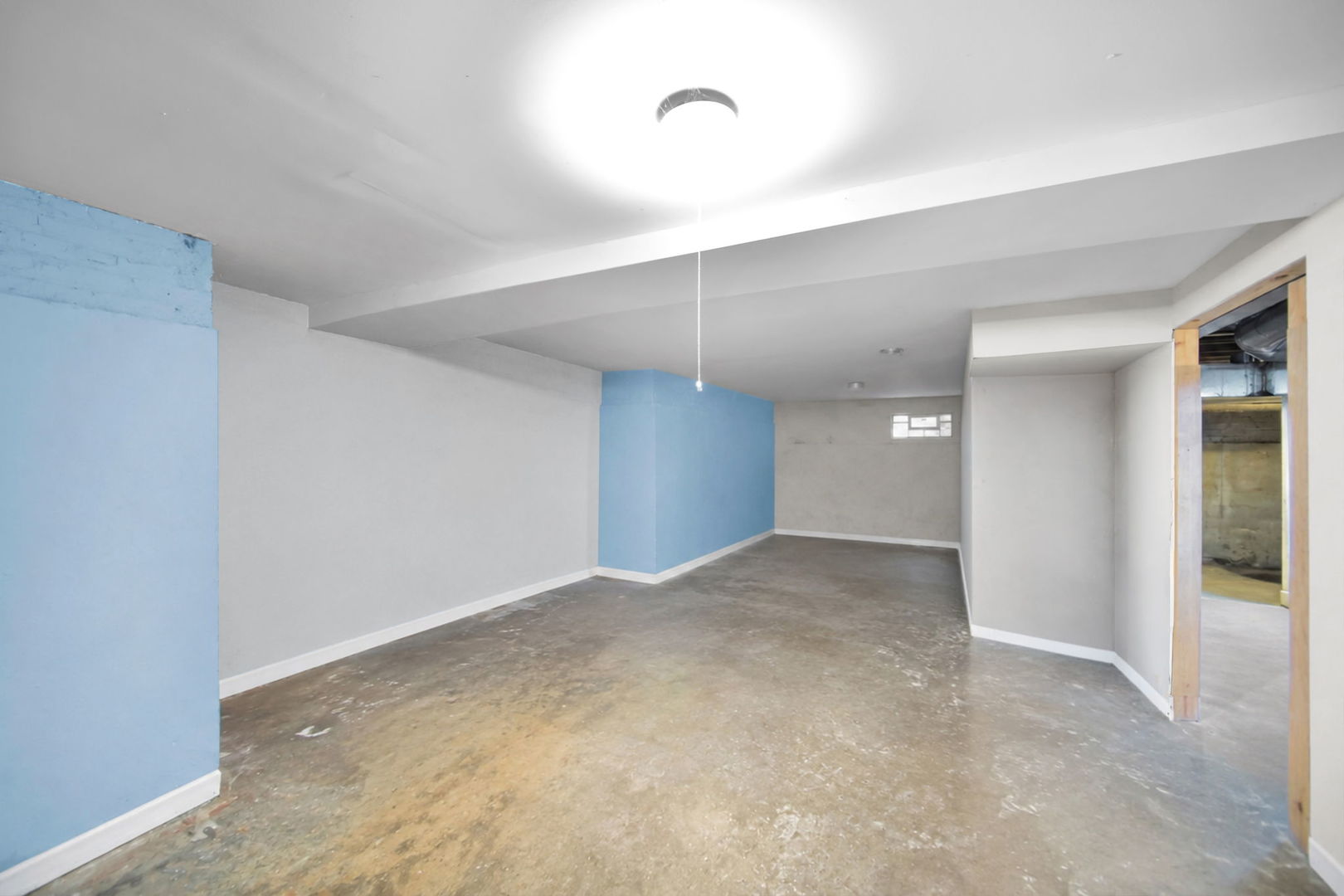 313 Harlem Avenue Property Photo 24