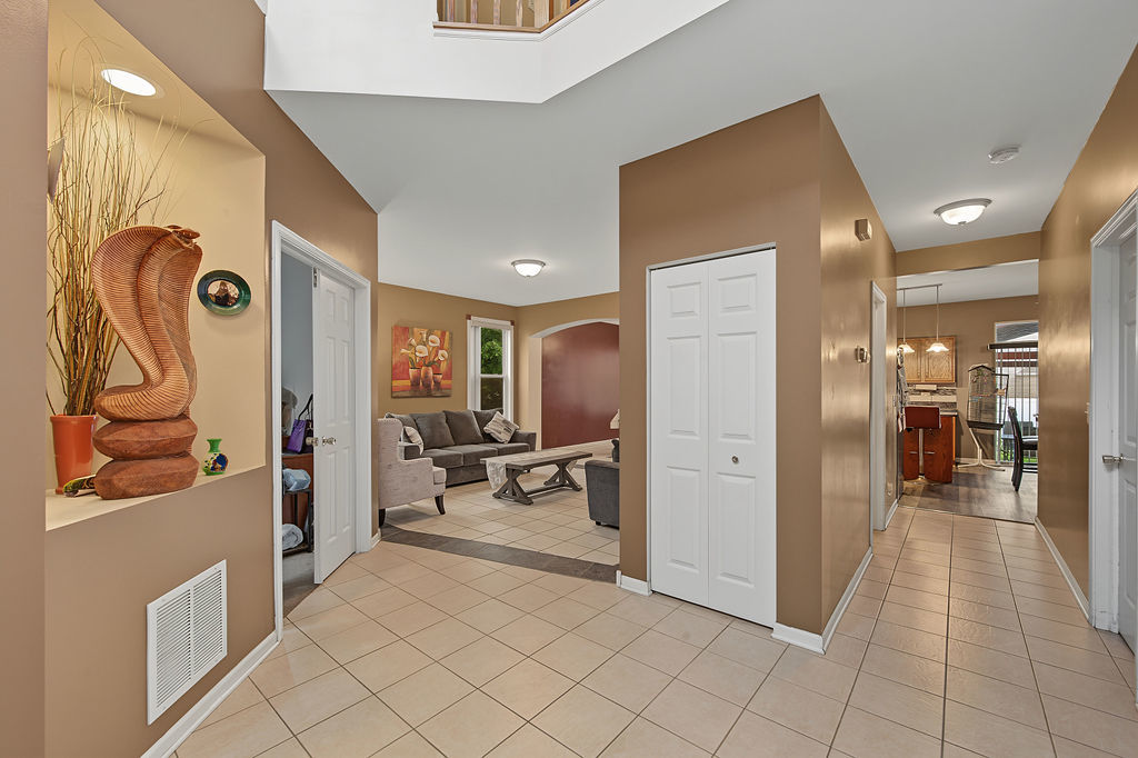 11323 Glenbrook Circle Property Photo 5