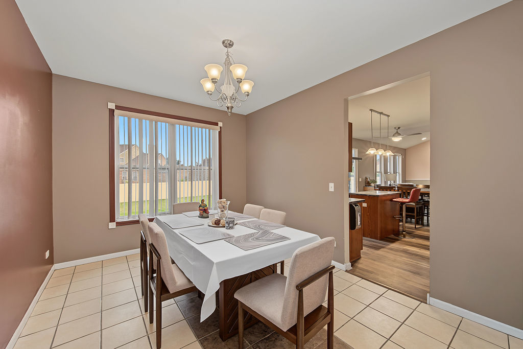 11323 Glenbrook Circle Property Photo 9